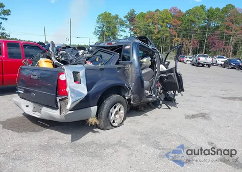 2002 Ford Explorer Sport Trac Choice/Premium/Value from USA, damaged, VIN 1FMZU67E32UC23902